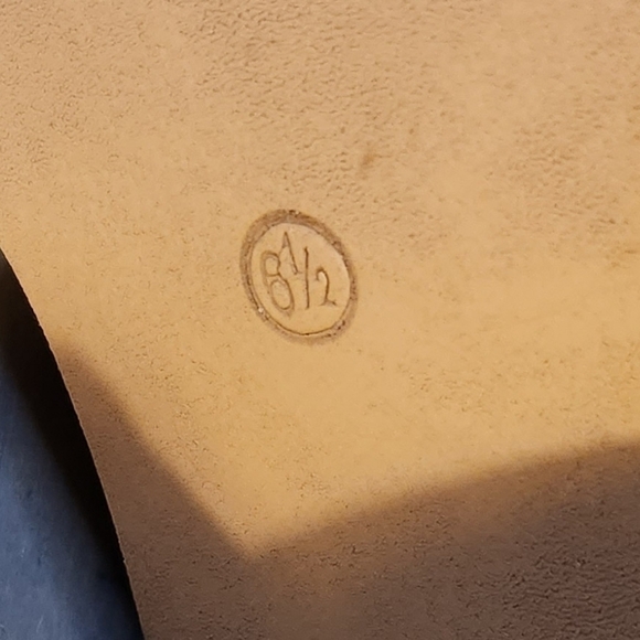 Dina True women's tan strappy open toe heels size 6.5 A26 - Picture 10 of 10